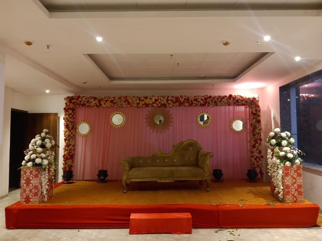 Sourav Park Inn Agra  Buitenkant foto